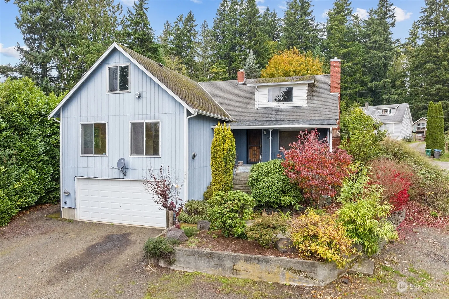 1923 Deville Drive NW photo 1