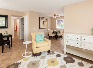 1133 W Sacramento Ave APT 17, Chico, CA