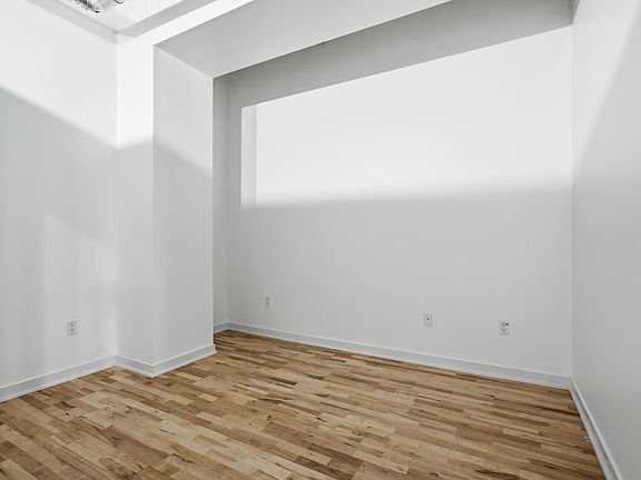5th image of 350 N Main St Unit 806