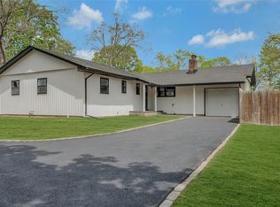 101 Gibbs Pond Rd, Nesconset, NY 11767