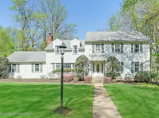 15 Rimwood Dr, Lincroft, NJ 07738