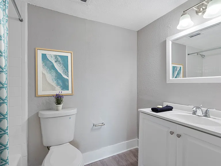 Arbor Place Apartments — Photo 10
