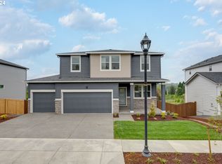 1126 W 15th St, La Center, WA 98629