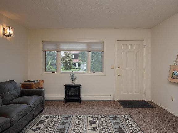 2nd image of 4929 Palo Verde Ave