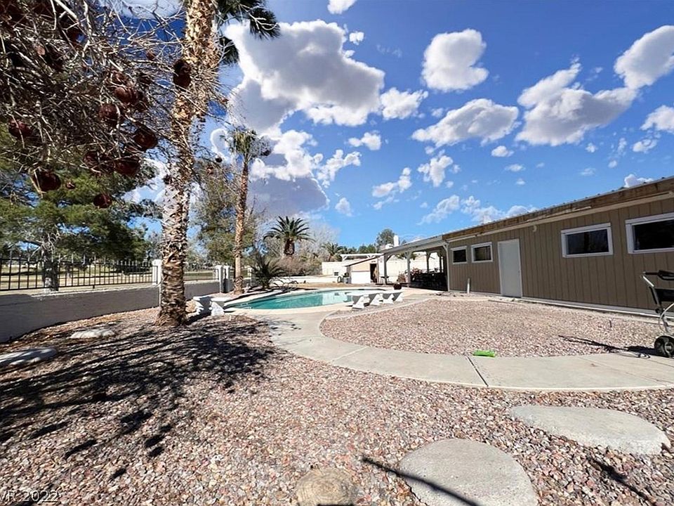 1st image of 1604 Bermuda Dunes Dr