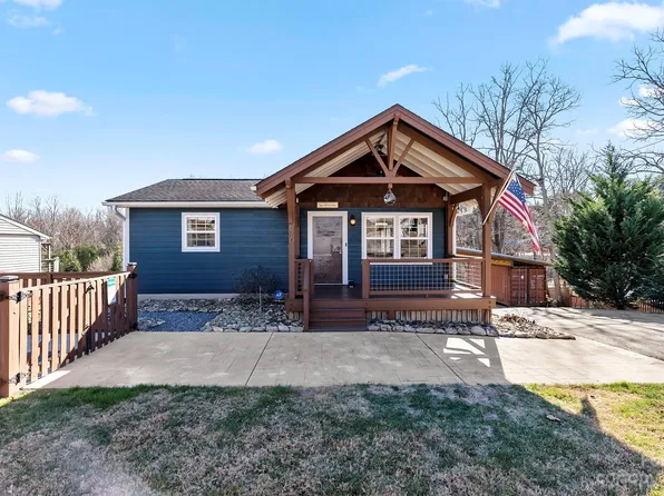 670 Sand Hill Rd, Asheville, NC 28806