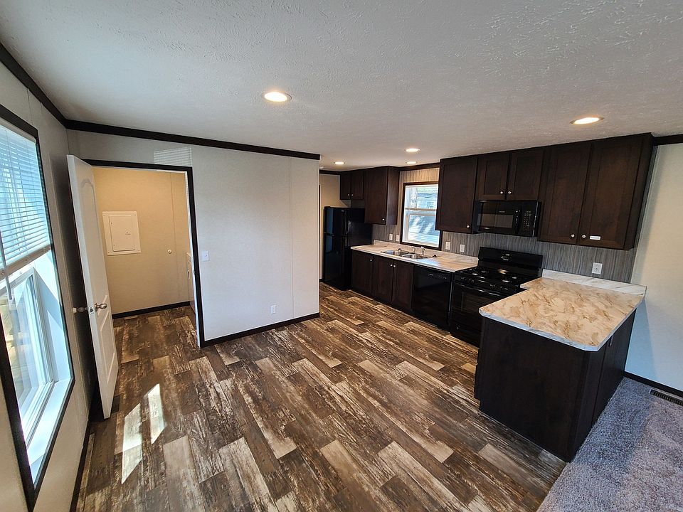 1st image of 516 Courtland Ln #368
