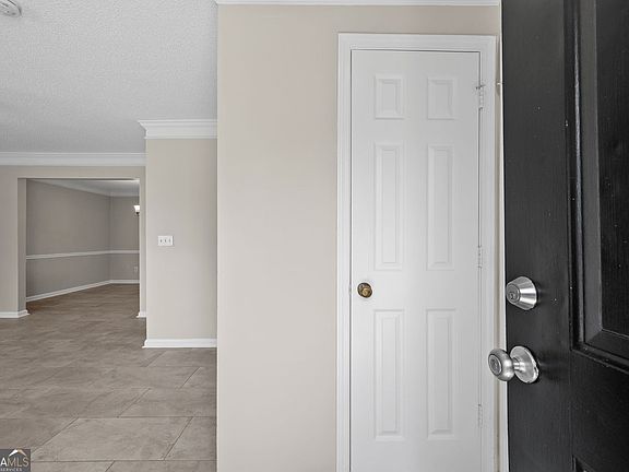 4th image of 2797 Northgate Way NW