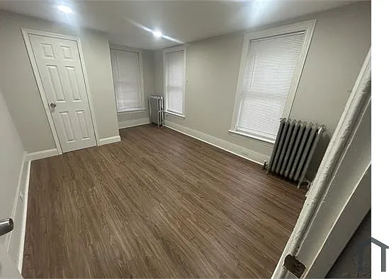 175 W Logan St — Photo 3