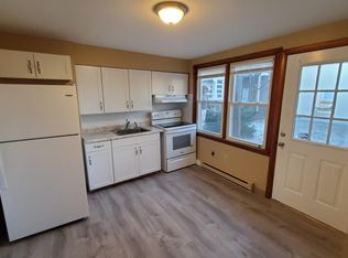 162 East St, Chicopee, MA 01020