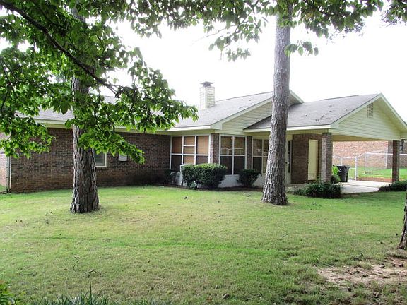 3rd image of 4509 Linda Dr