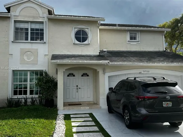 9750 NW 51st Ln, Doral, FL 33178