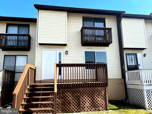 11311 Laurelwalk Dr #172, Laurel, MD 20708