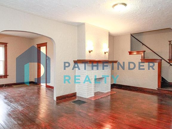 2nd image of 28 E Bruce Ave #28