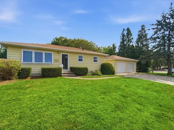 501 Park Ln, Waterloo, IA 50702
