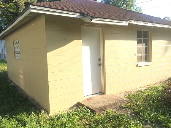 garage in rear
