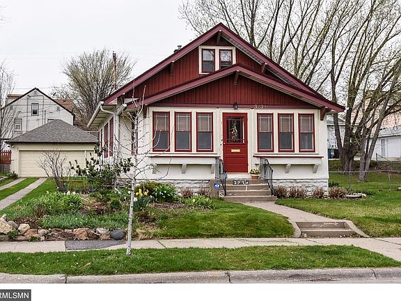 4th image of 3239 Irving Ave N