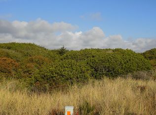 1070 Crestshire Loop SW, Ocean Shores, WA 98569