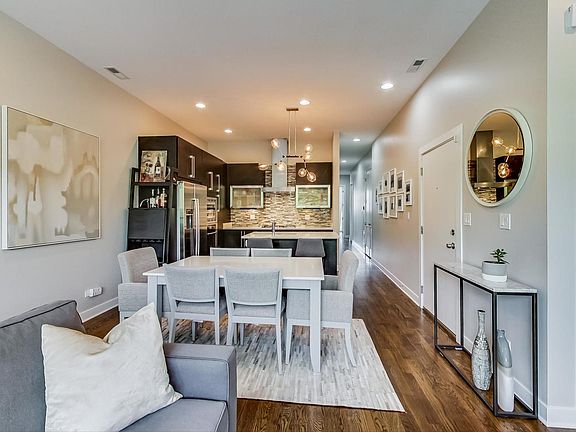 5th image of 1907 W Armitage Ave APT 2E