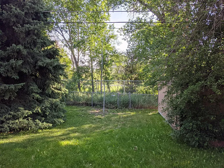 5629 E Minnesota Dr — Photo 55