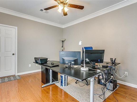 3rd image of 5705 Soapberry Dr