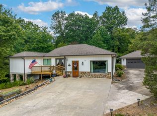 138 Lakeside Dr, Waleska, GA 30183