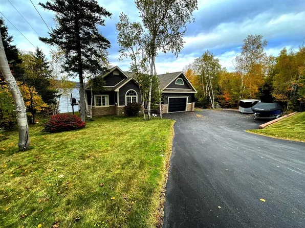 6 Bowater Boulevard, Pasadena, NL A0L1K0