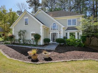 4930 Willow Creek Dr, Woodstock, GA 30188