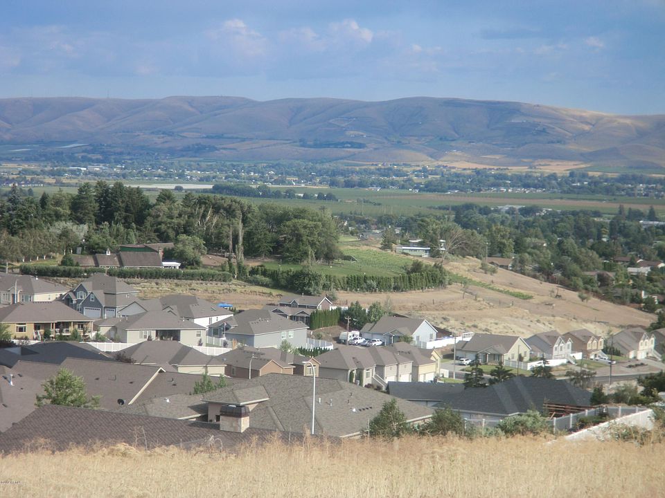 1st image of 7621 Scenic Dr