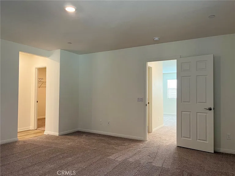4307 S Malibu Ave — Photo 17