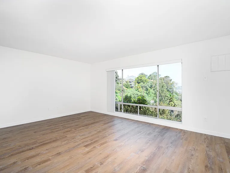Antone Apartments — Photo 51