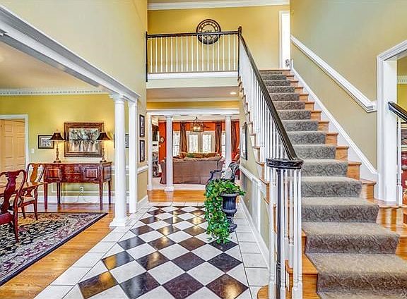 Grand, Two-Story Foyer