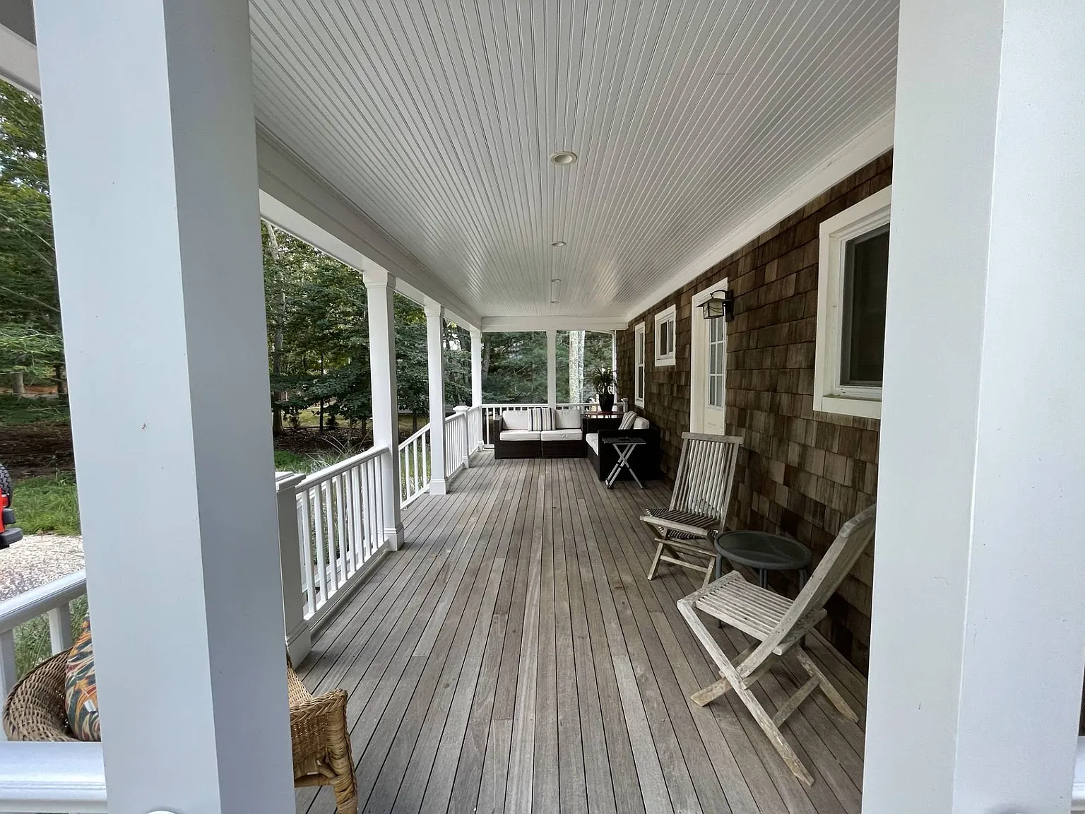 Cedar Cape in East Hampton — Photo 4