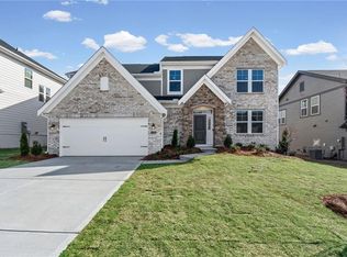 737 Crystal Lake Pkwy, Hoschton, GA 30548