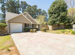 106 Londonberry Dr, Anderson, SC 29621