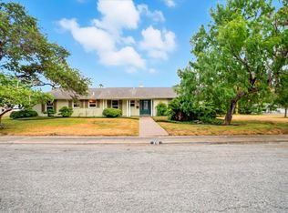 215 Mitchell St, Corpus Christi, TX 78411