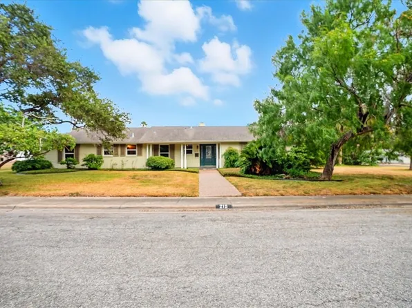 215 Mitchell Street, Corpus Christi, TX 78411