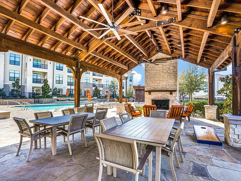 Relaxing Outdoor Lounge at The Hendry Apartments