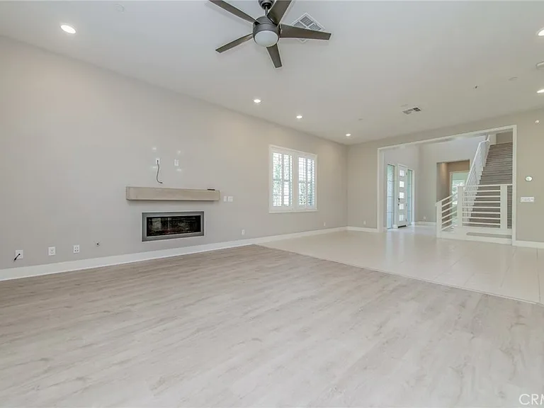 125 Turnstone — Photo 10