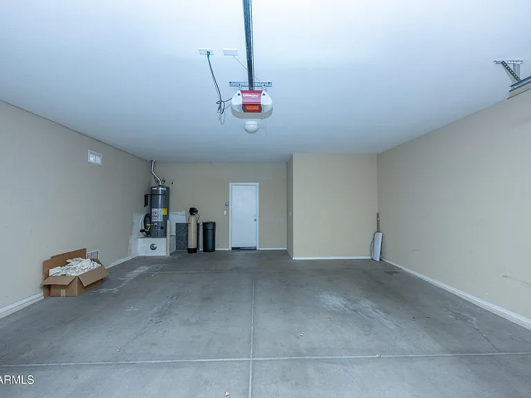 2023 W Shackleton Dr — Photo 33