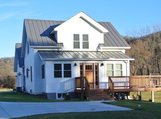 W5461 Boma Rd, La Crosse, WI 54601