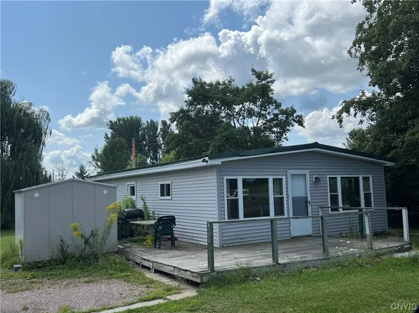 17110 Barton Ln, Clayton, NY 13624