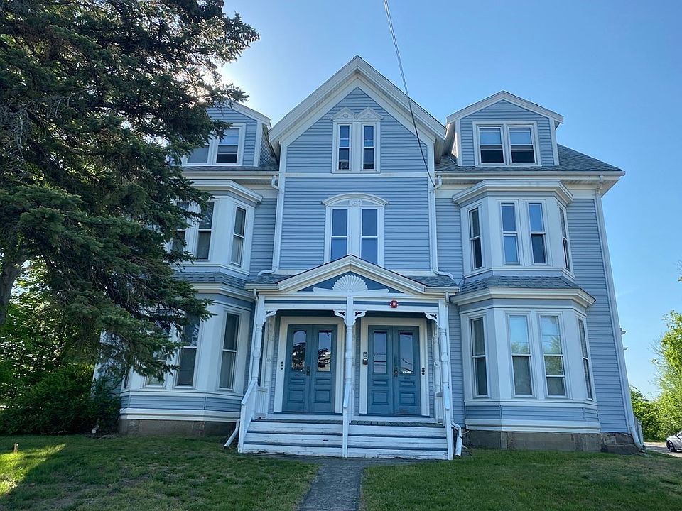 2nd image of 42 Pond St #3