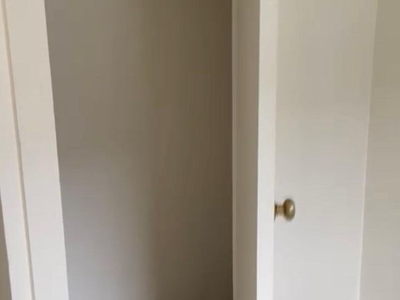 5th image of 901 Georgia St APT 3