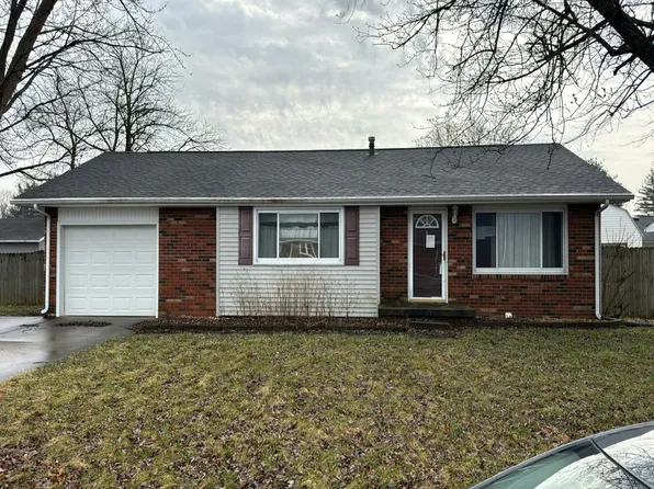 718 Polley Dr, Seymour, IN 47274