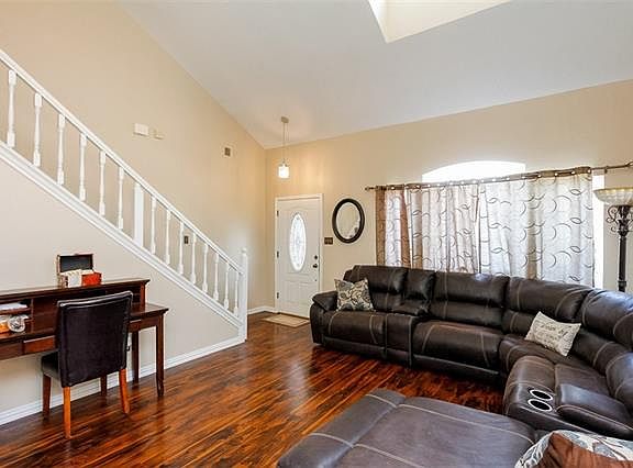 5th image of 1125 Reitz Dr