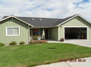 2715 SW Quartz Ave, Redmond, OR 97756
