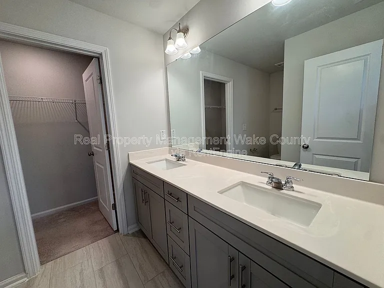410 Odham Ln — Photo 39