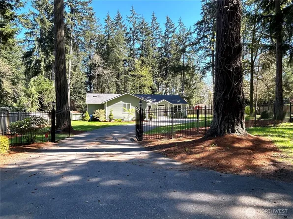 11437 Lake Steilacoom Drive SW, Lakewood, WA 98498