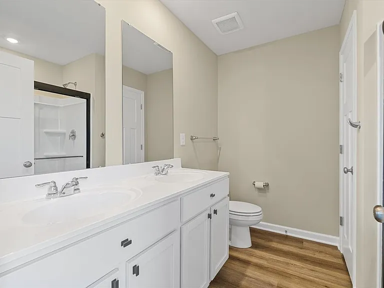 311 Alliance Dr — Photo 17